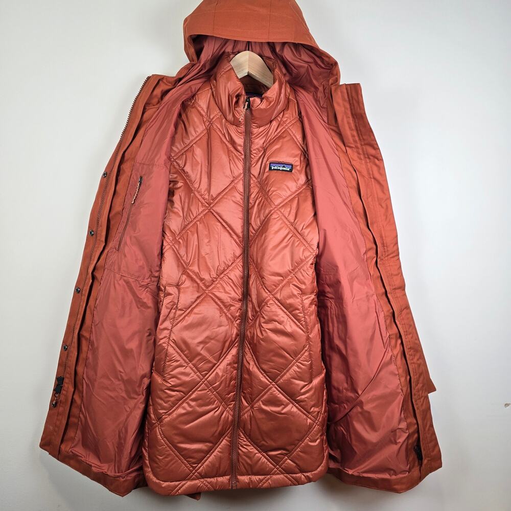 Patagonia Rust Orange Hooded Women's Parka - Picture 3 of 5